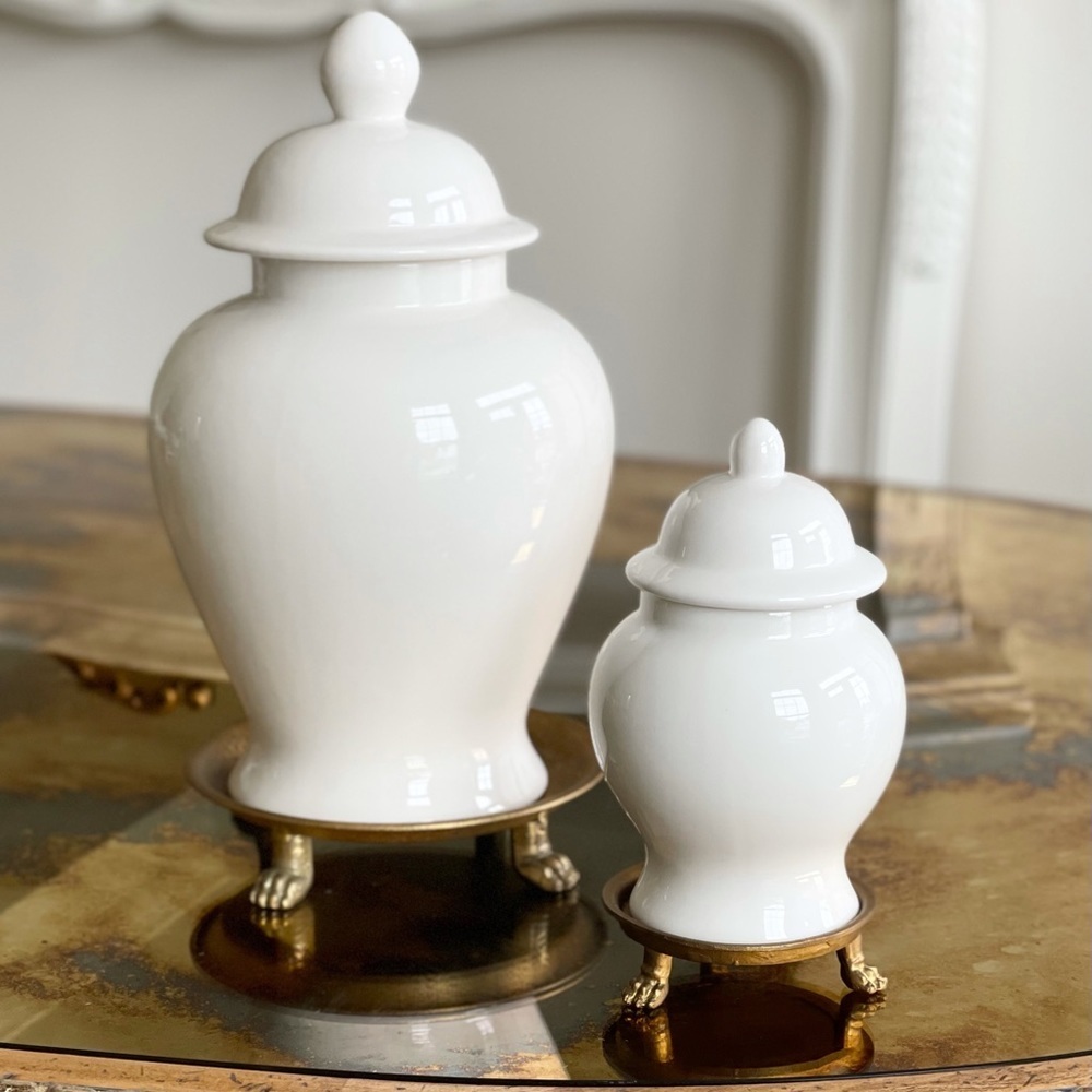 LARGE TEMPLE JAR WHITE LID IN WHITE